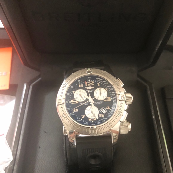Breitling Emergency - Picture 2 of 7
